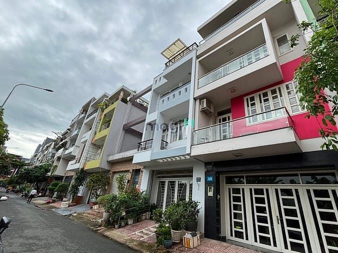 Siêu Phẩm FrontHouse 120m² – KDC Nam Long Q7 – Giá chỉ 18.3 tỷ!