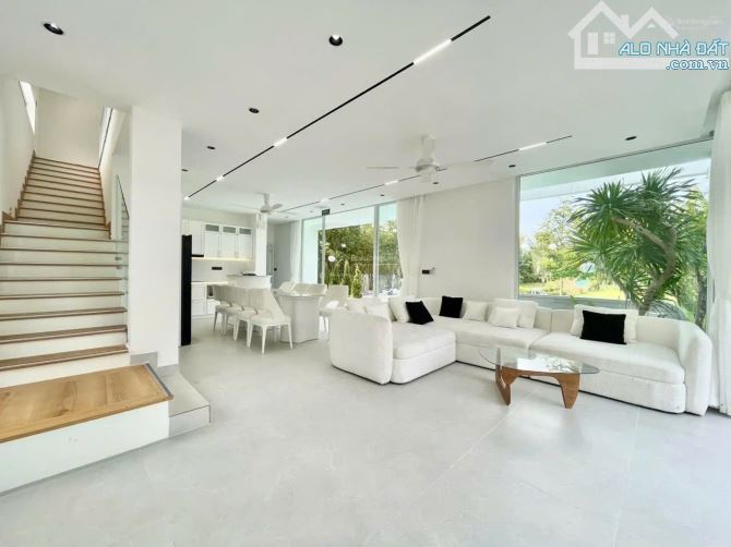 Biệt thự Nam Việt Á 318m² giá 32 tỷ - Đầu tư siêu lợi nhuận 160 triệu/tháng!