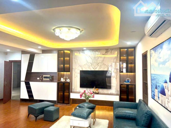 Căn hộ 54 Hạ Đình 110m² giá 15 triệu - Nội thất mới tinh, vào ngay!