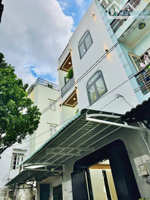 Nhà 1 trệt 1 lầu Bình Chánh 80m² giá 680 triệu - Cơ hội đầu tư hấp dẫn!