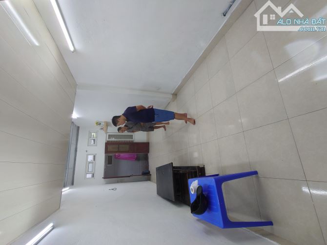 Nhà cấp 4 lửng phố Tân Mai 30m² giá chỉ 4 triệu - Sẵn sàng vào ở!