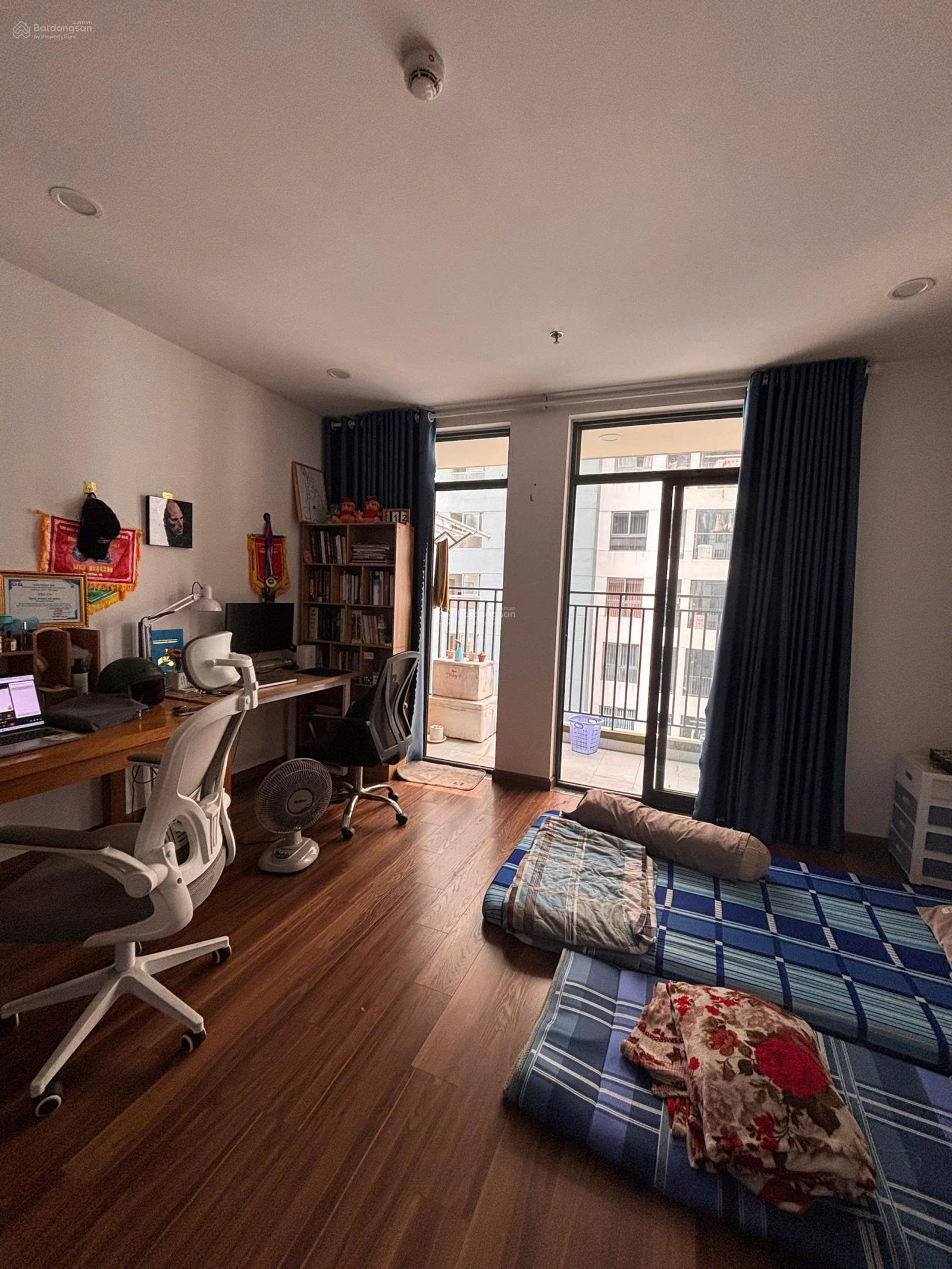 Cho thuê căn hộ The East Gate 44m² giá chỉ 4.5 triệu/tháng - Tiện ích đầy đủ miễn phí!