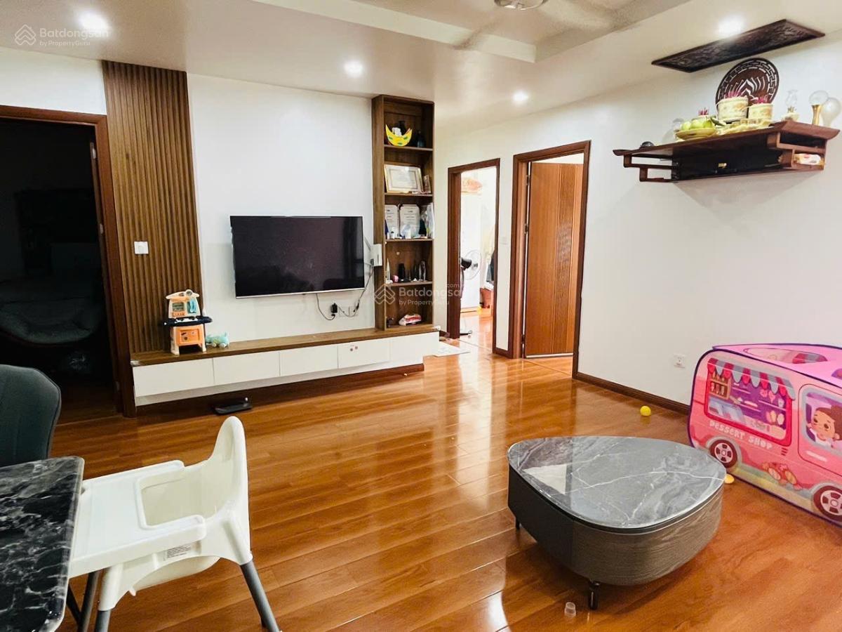 Căn hộ VOV Mễ Trì 86m² 2PN giá 10 triệu - Đầy đủ nội thất, sẵn vào ở!