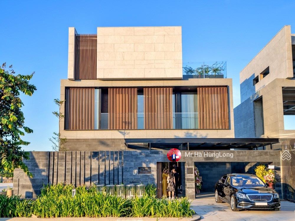 Cho thuê villa 5 sao Phú Mỹ An 300m² giá 120 triệu - Không gian sống thượng lưu