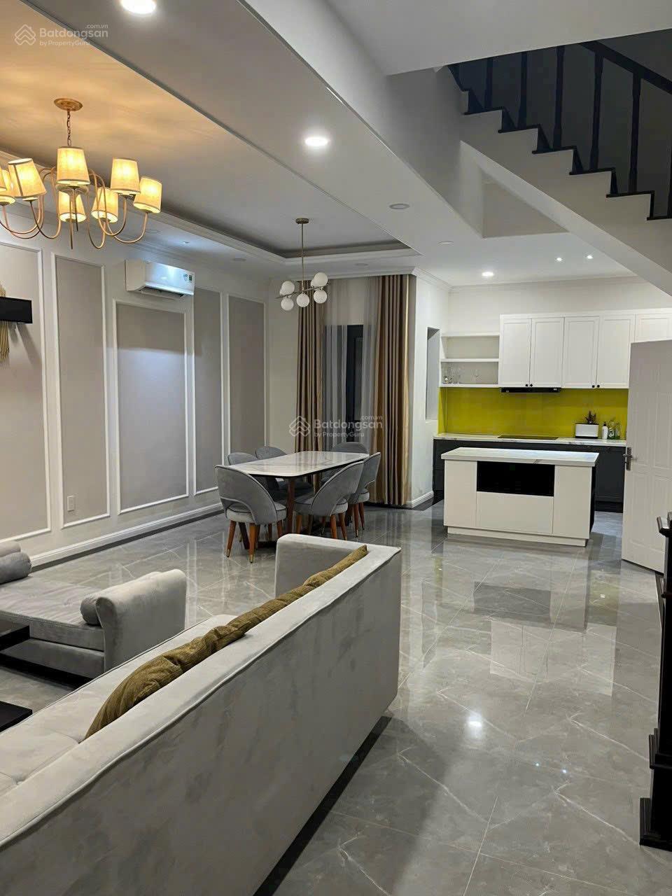 Cho thuê biệt thự 4PN 200m² giá 10 triệu tại ĐT 822, Long An - Cơ hội vàng!