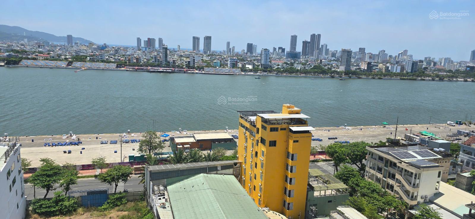 Căn hộ Đà Nẵng Plaza 130m² giá 6 tỷ - View sông Hàn tuyệt đẹp!