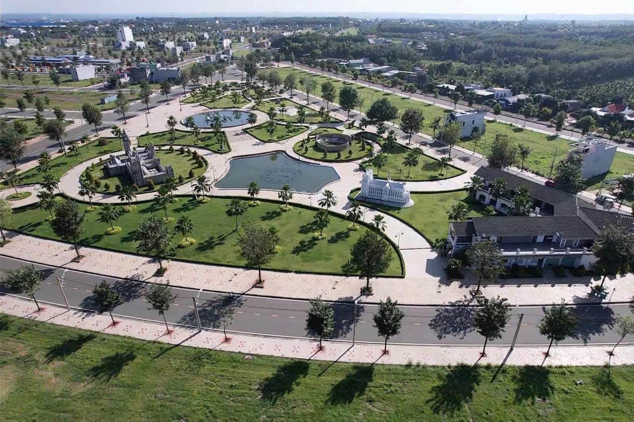 Shophouse Golden Mile Đồng Xoài 130m² giá 2.9 tỷ - Đầu tư hiệu quả ngay!