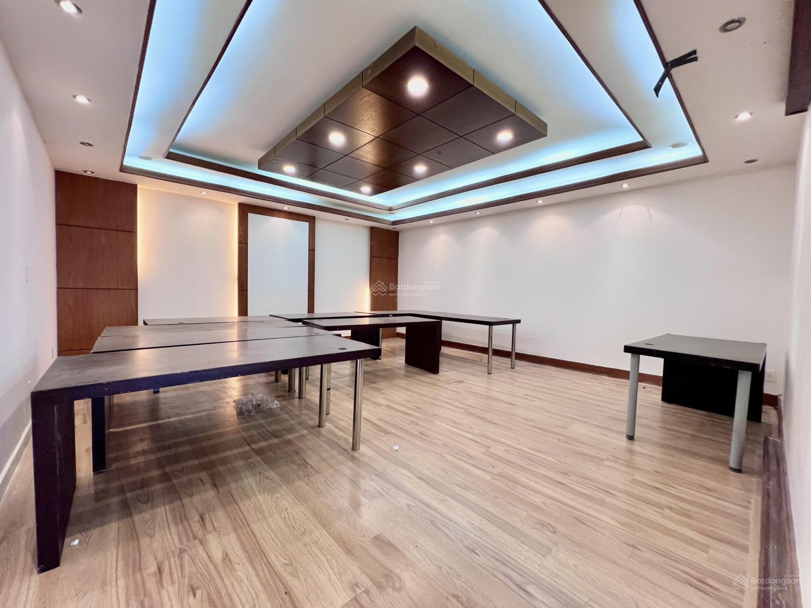 Mặt bằng văn phòng tầng 1 tại Mỹ Hưng, 80m² chỉ 13 triệu/tháng