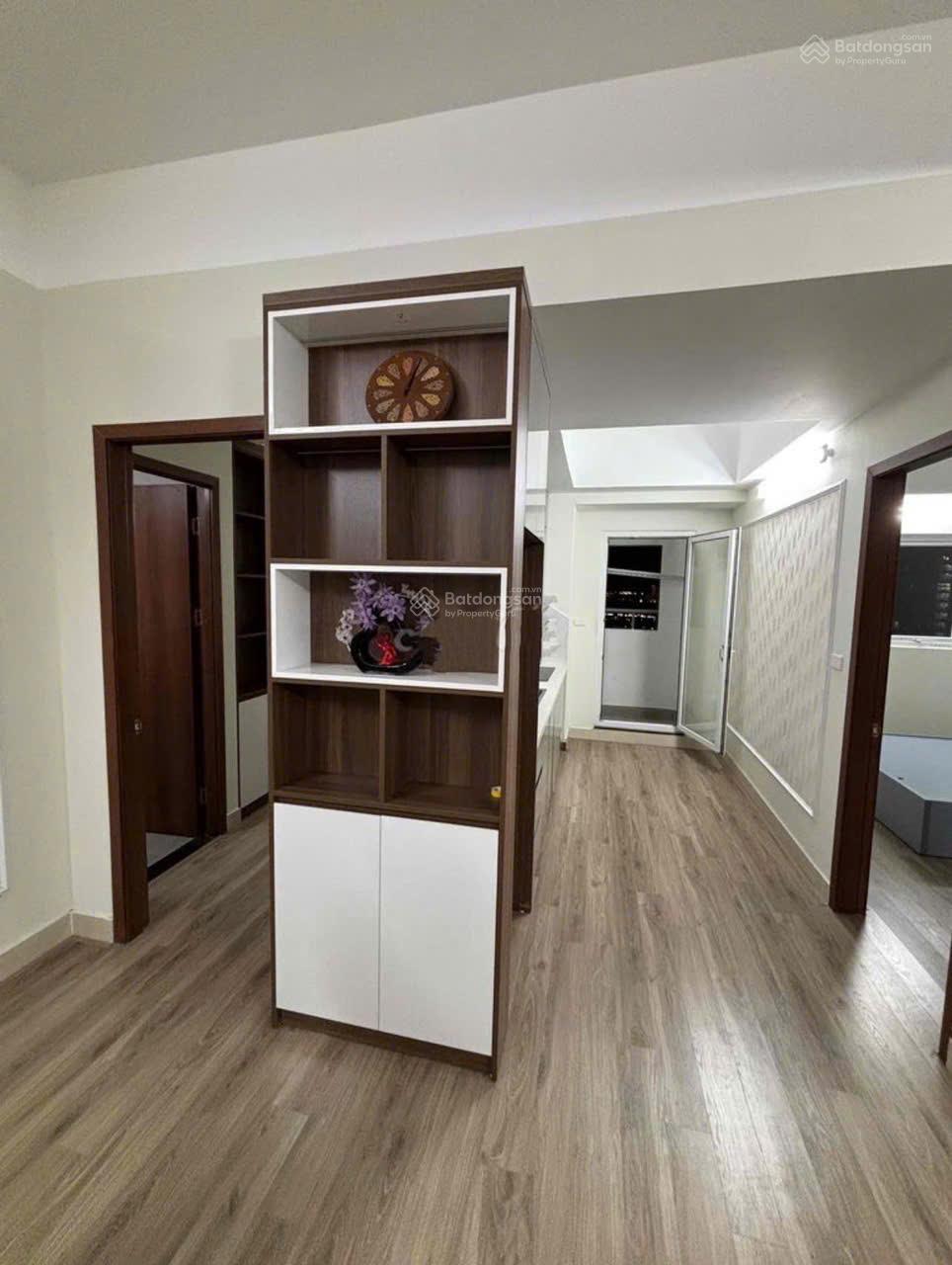 Căn hộ 2PN CT3 Nghĩa Đô 70m² giá 13.5 triệu - Gần Hồ Tây!