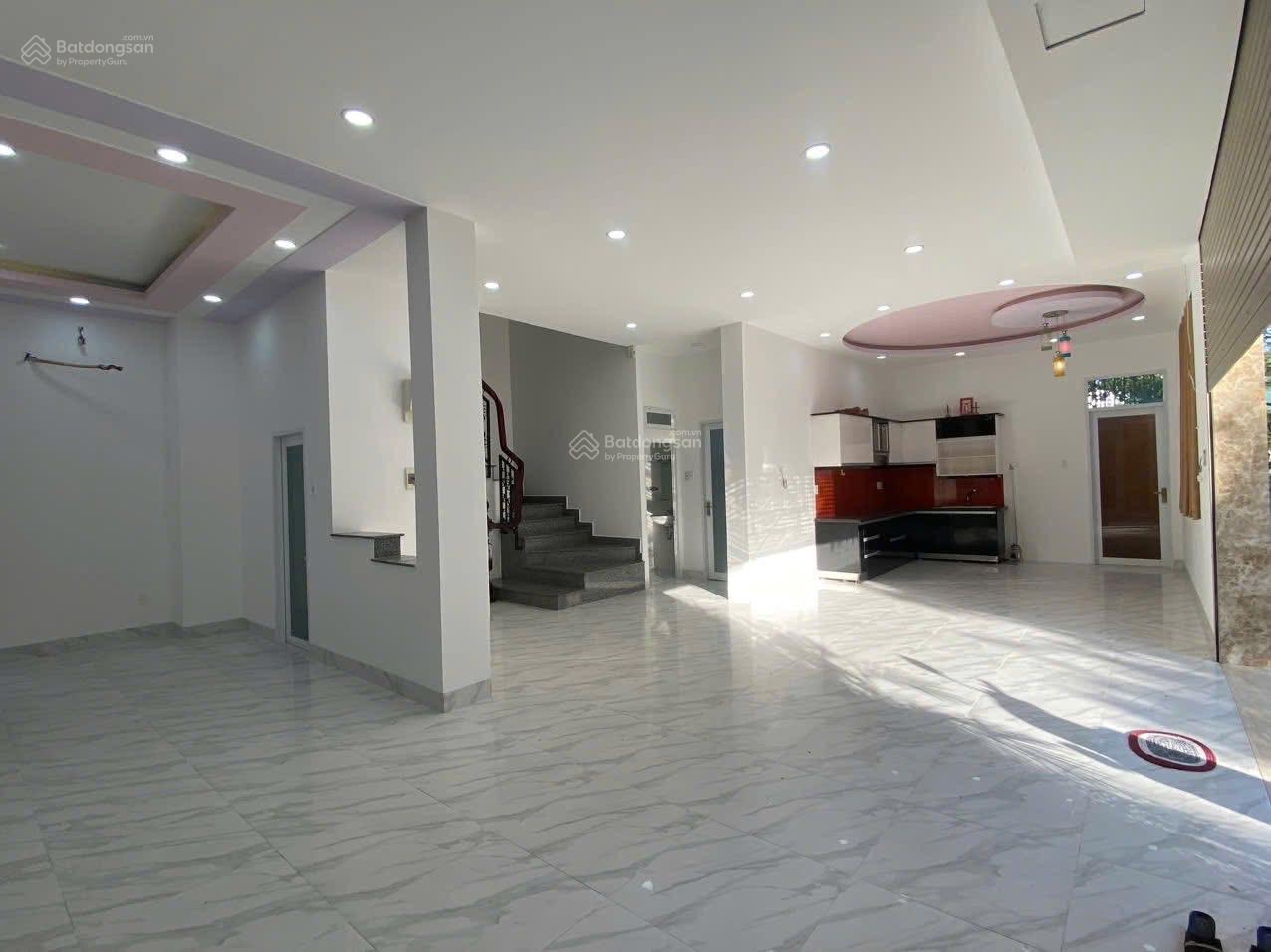 Cho thuê nhà 2 mặt tiền khu đô thị Hà Quang 1 124m² giá 27 triệu - Cơ hội kinh doanh lý tưởng!