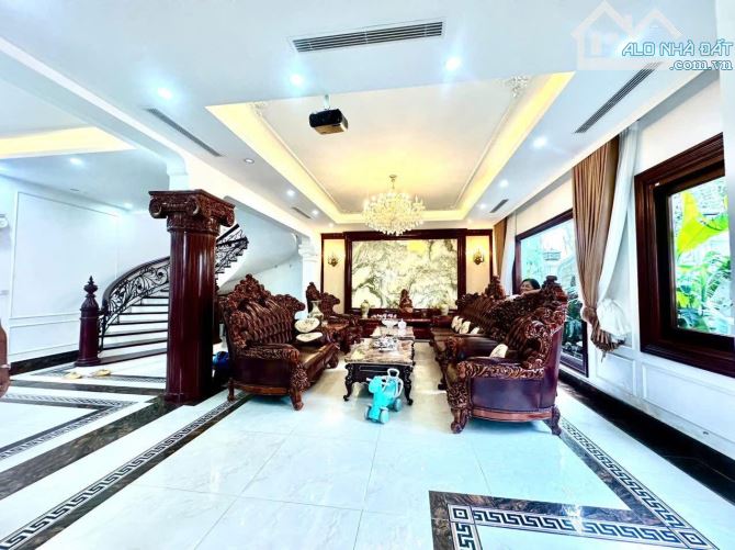 Siêu biệt thự Tây Mỗ 366m² giá 61 tỷ - Mặt tiền khủng, thiết kế tuyệt đẹp!