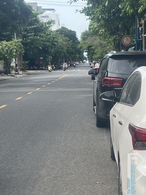 Bán đất mặt tiền đường Hồ Quý Ly Đà Nẵng 190m² giá 15 tỷ - Cơ hội đầu tư hiếm có!