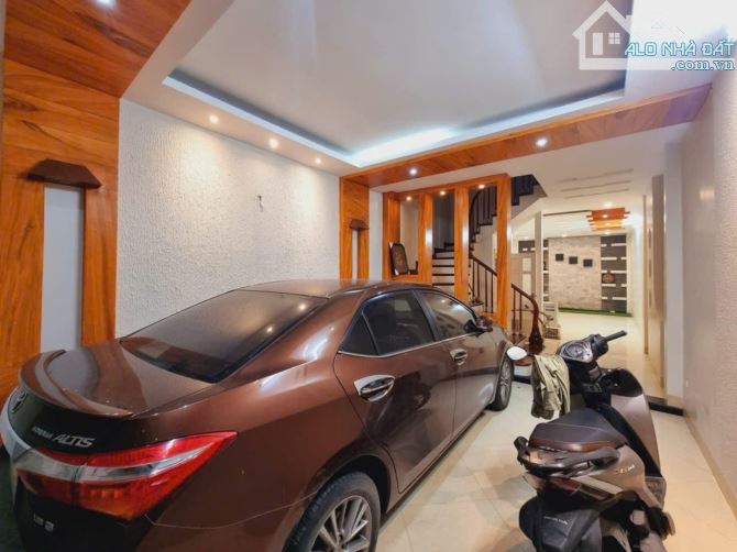 Nhà phân lô 105 Xuân La 60m² giá 18.5 tỷ - Cơ hội vàng cho gia đình!