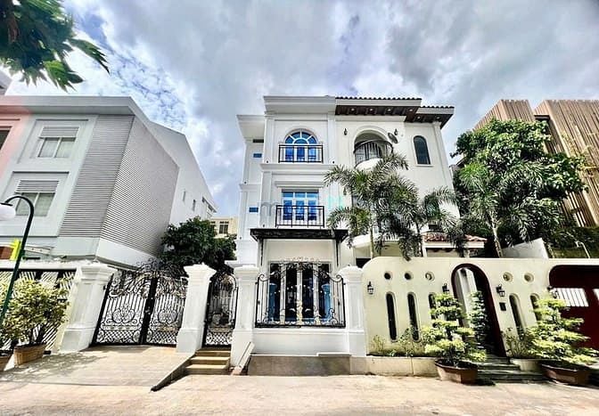 Biệt thự song lập Mỹ Hưng 160m² giá 60 triệu - Cơ hội hiếm có!