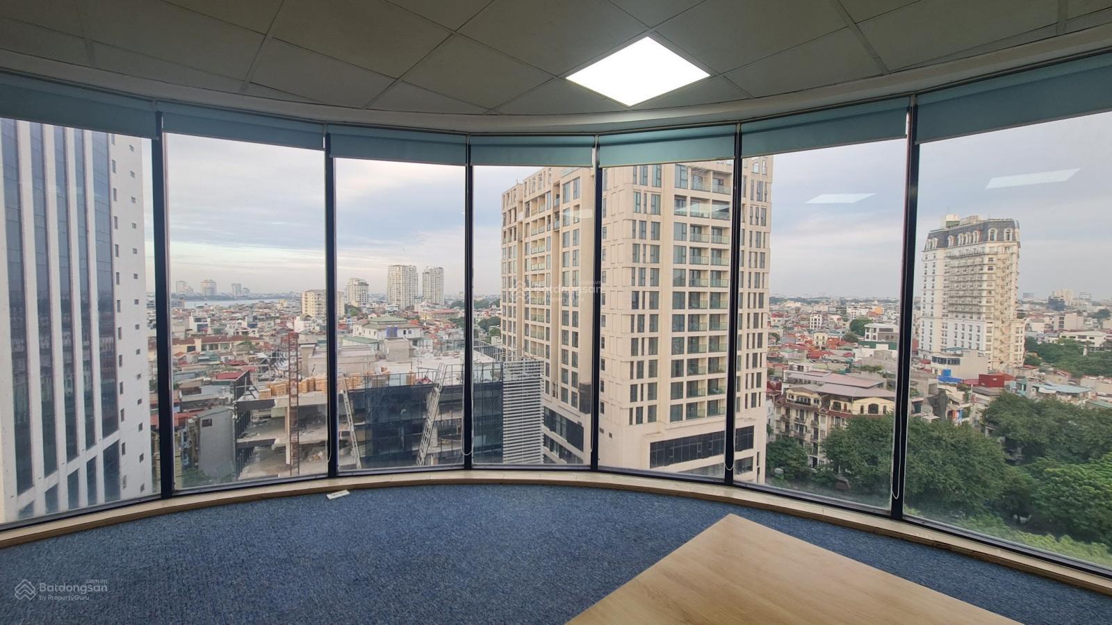 Cho thuê văn phòng Icon 4 Tower 50m² giá 10 triệu - Vị trí đắc địa tại Đống Đa