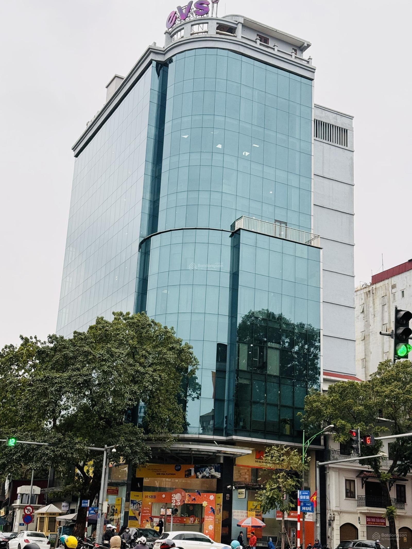 Toà nhà văn phòng lô góc 600m² giá 525 tỷ - Cơ hội vàng Hà Nội!