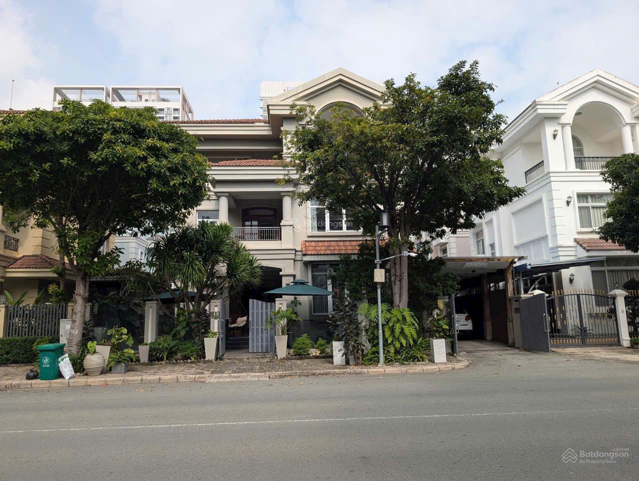 Biệt thự cho thuê Phú Mỹ Hưng 200m² giá 45 triệu - Nhà mới đẹp