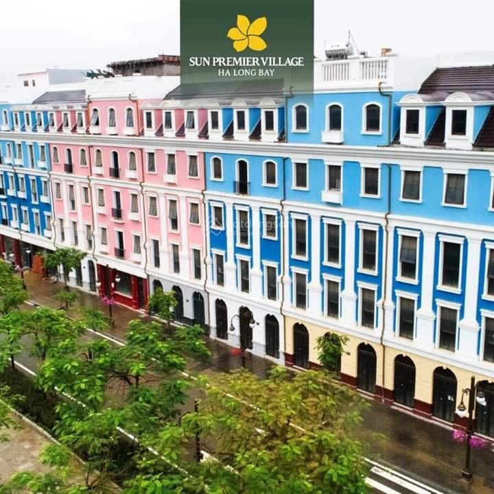 Khách sạn 37 phòng Bãi Cháy 345m² giá ưu đãi - Cơ hội đầu tư tuyệt vời!