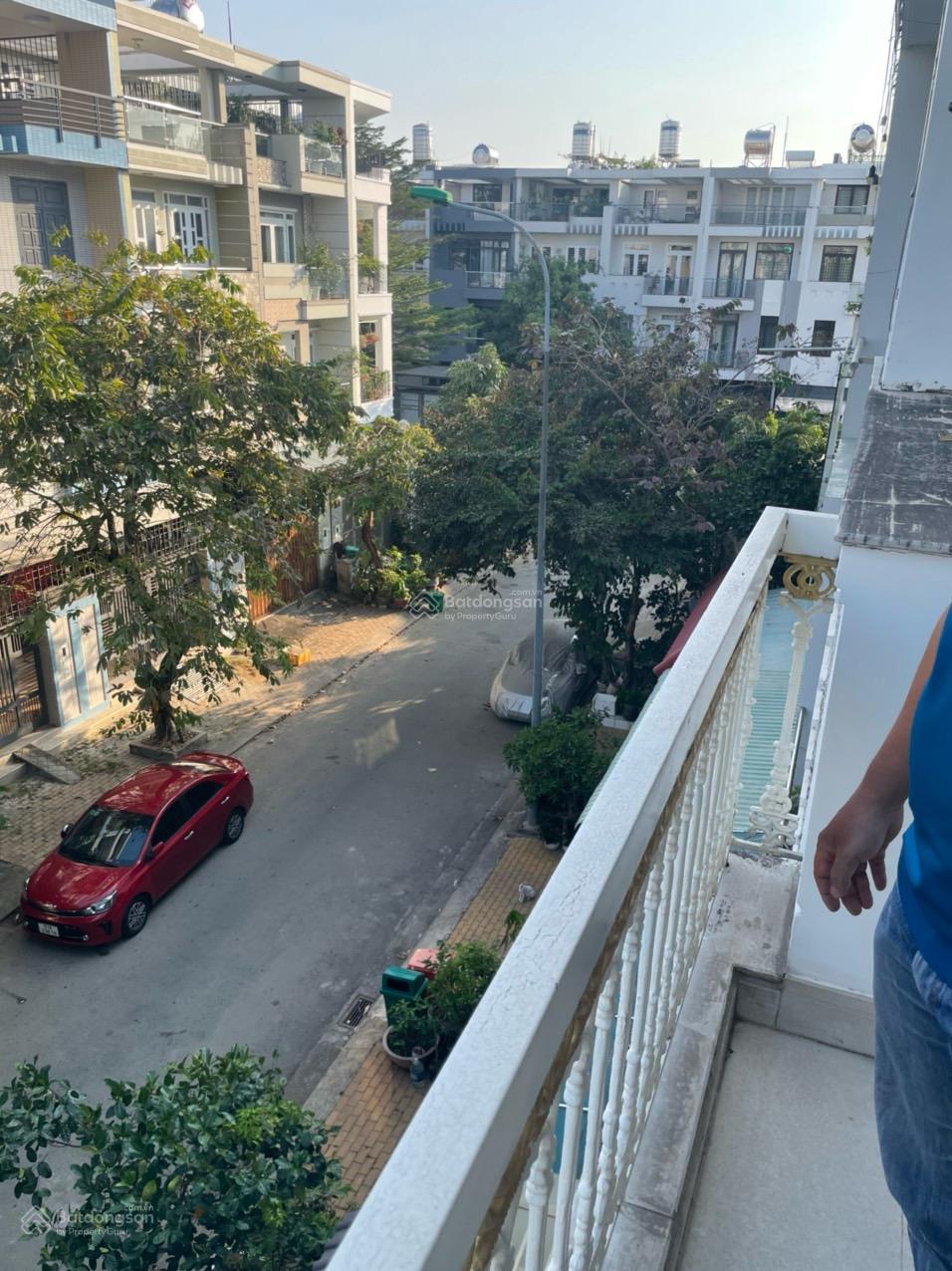 Nhà nguyên căn 100m² Intresco Bình Chánh giá 17 triệu - Cơ hội cho thuê hiếm!