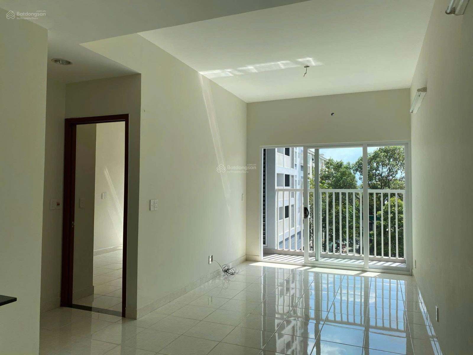 Căn hộ chung cư Nguyễn Kim 55m² giá 2.7 tỷ - Nhà mới, dễ decor!