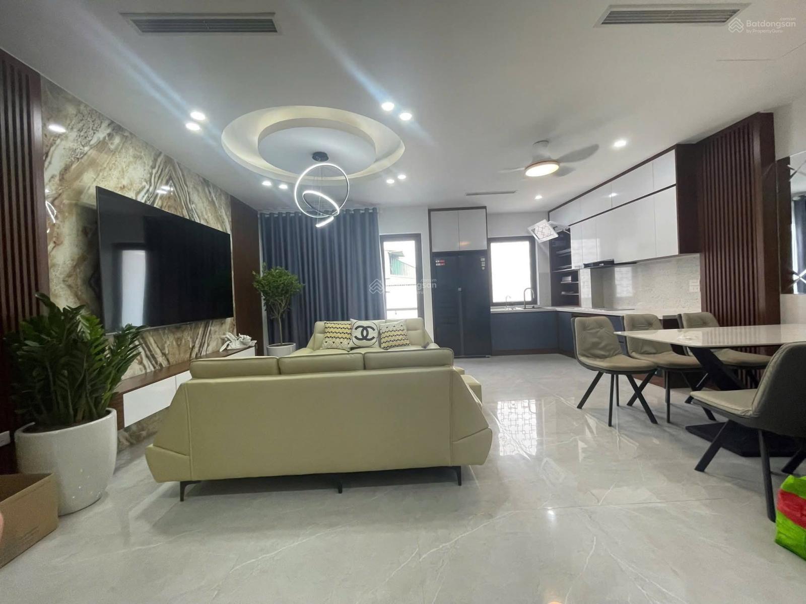 Cho thuê nhà phố Long Biên 50m² giá 15 triệu - Cơ hội hiếm có!