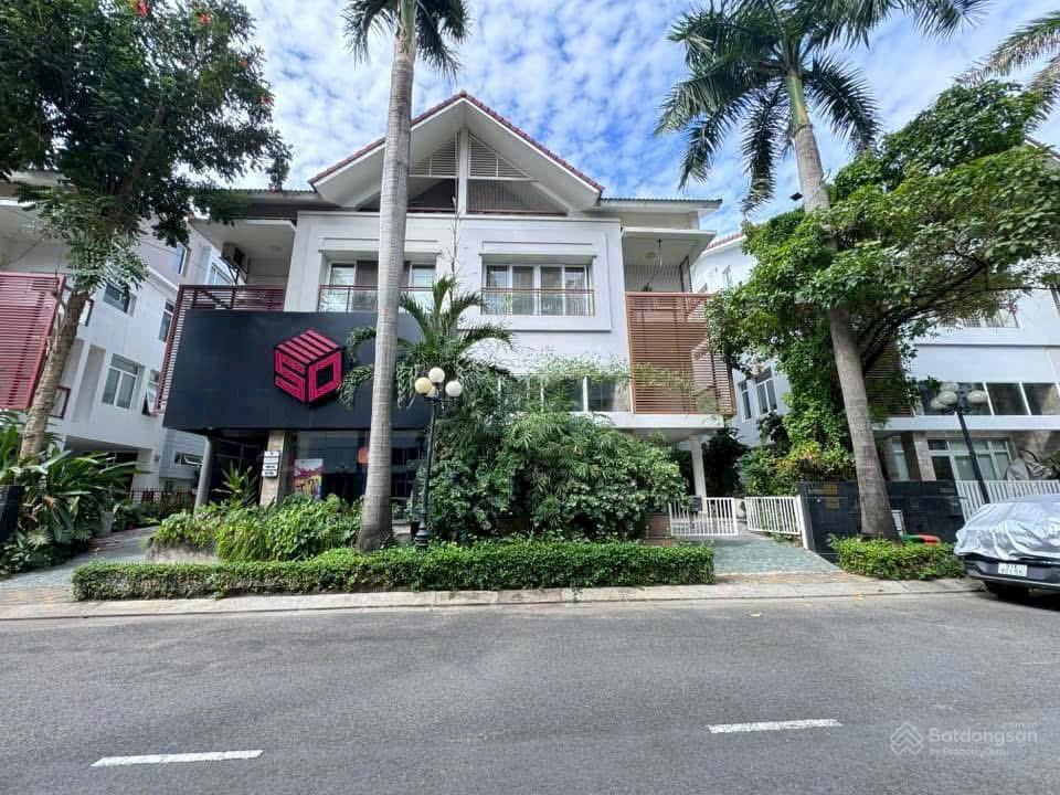 Biệt thự Ngân Long 210m² giá 24 tỷ - Đầu tư sinh lời