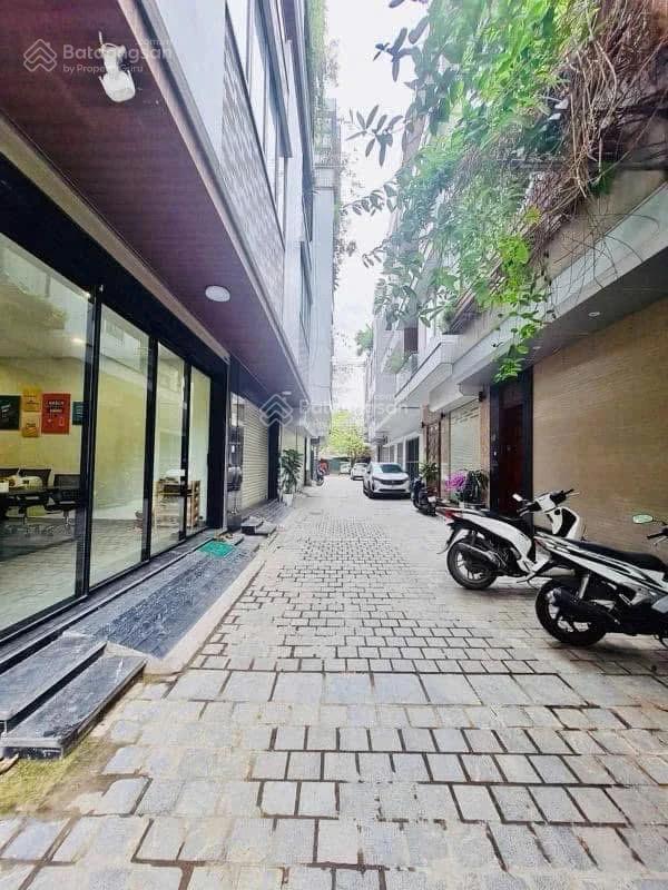 Bán nhà phân lô Học Viện Tư Pháp 100m² giá 32 tỷ - Cơ hội đầu tư hiếm có!