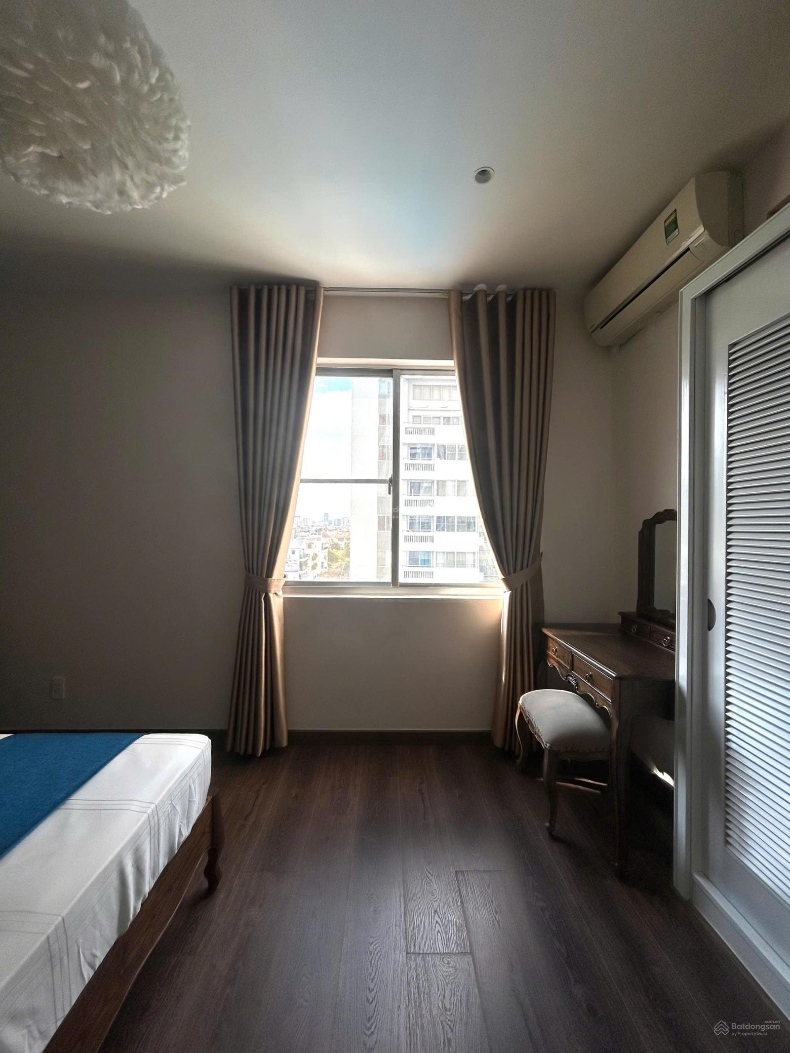 Căn hộ Mỹ Khánh Phú Mỹ Hưng 113m² giá 30 triệu - Nhà mới nội thất cao cấp!