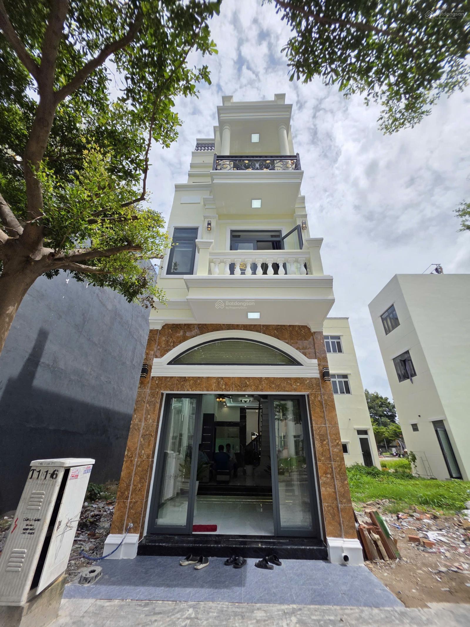 Nhà 3 tấm full nội thất 60m² giá 4.8 tỷ - Cơ hội hiếm gần Vincom!