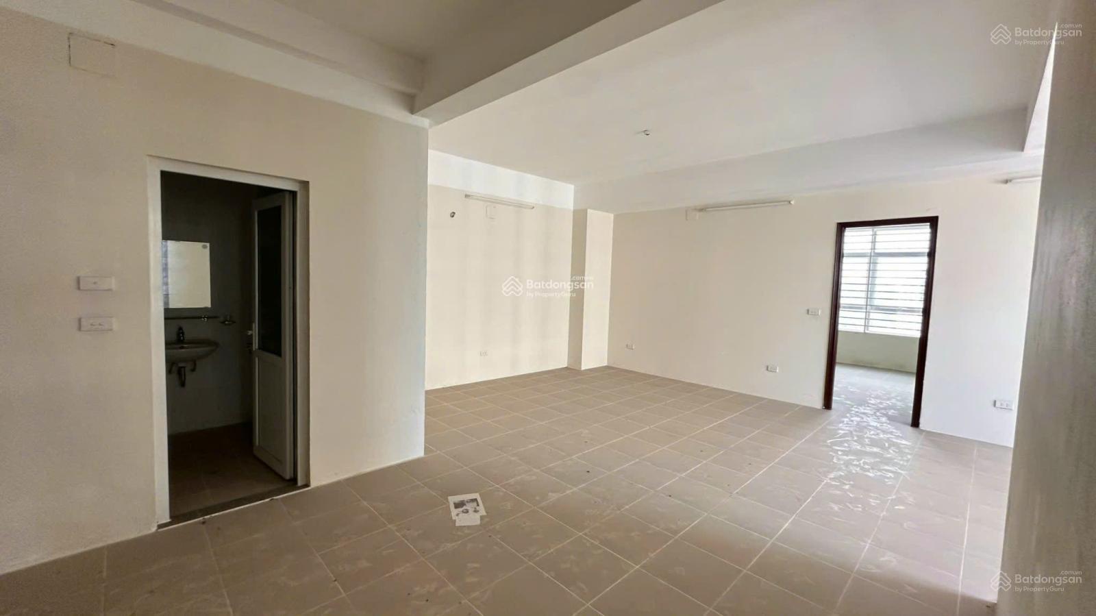 Chung cư C18 Xuân La 101m² giá 7,7 tỷ - Không gian sống lý tưởng!
