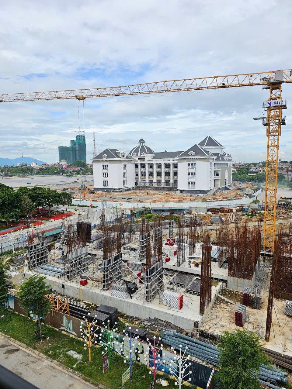 Căn hộ 2PN Vic Grand Square 69m² giá 2.5 tỷ - Cơ hội đầu tư hiếm có!