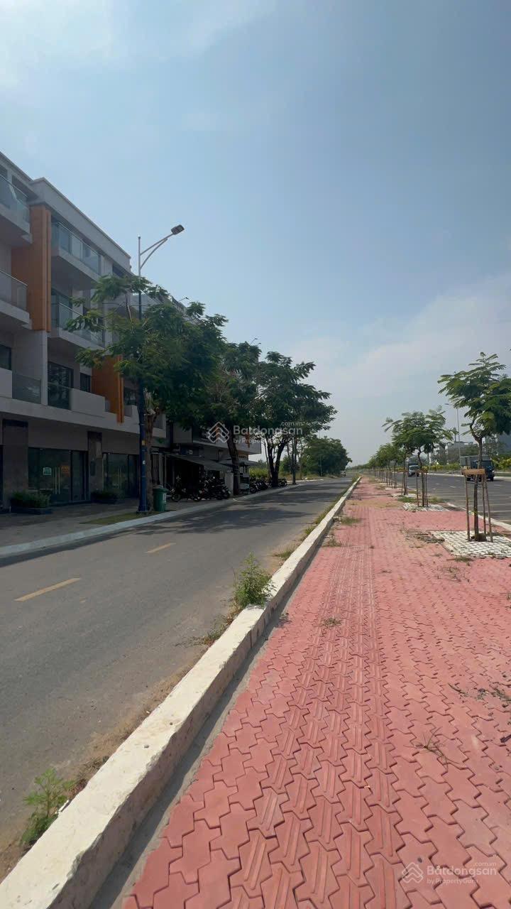 Townhouse Lovera Premier 75m² giá 7.4 tỷ - Cơ hội đầu tư hiếm có!