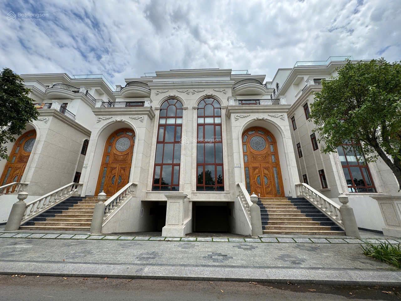 Bán biệt thự Mansion Vạn Phúc 230m² giá 67 tỷ - Không gian sống đẳng cấp!