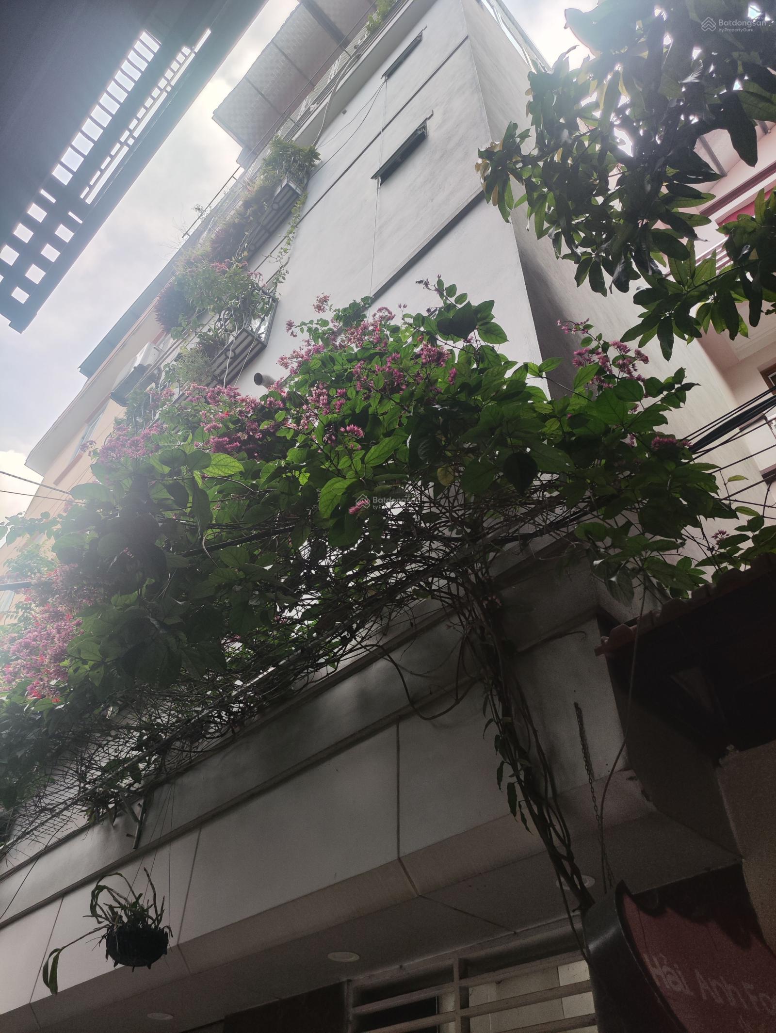 Nhà Bồ Đề - Long Biên 30m² giá 9.05 tỷ - Kinh doanh sầm uất!