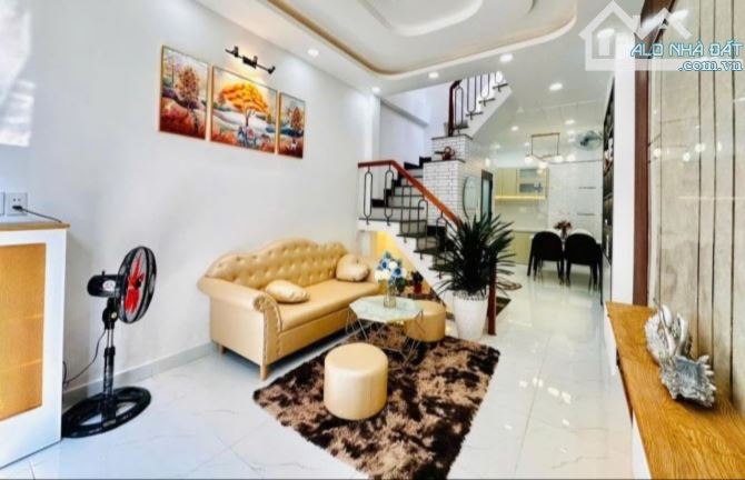 Bán nhà Võ Thị Sáu 60m² giá 3.16 tỷ - Công chứng trong ngày!