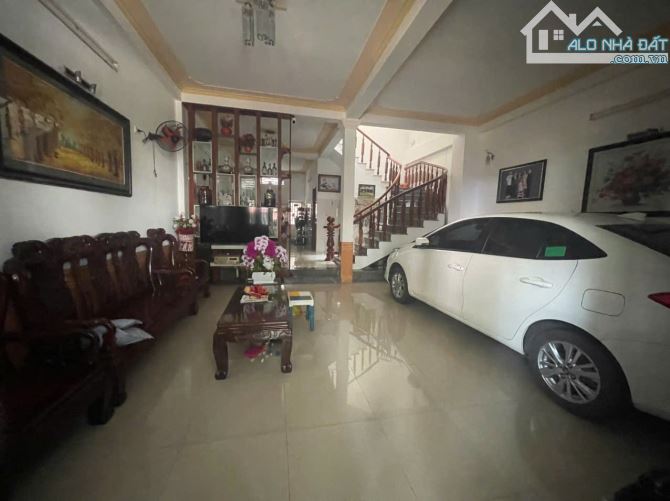 Nhà 2 Tầng Mặt Tiền Lương Văn Can 94.7m² giá 8 Tỷ - Cơ Hội Hiếm Có!