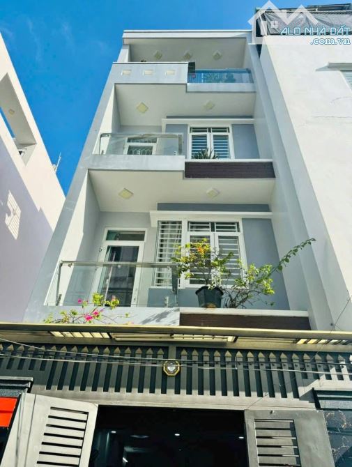 Nhà phố Nguyễn Thành Ý 57m² giá 5.05 tỷ - Cơ hội đầu tư hấp dẫn!