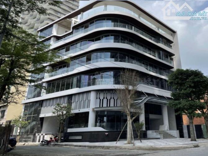 Cho thuê nguyên căn mặt tiền Pasteur 1500m² giá 190 triệu - Cơ hội kinh doanh tuyệt vời!