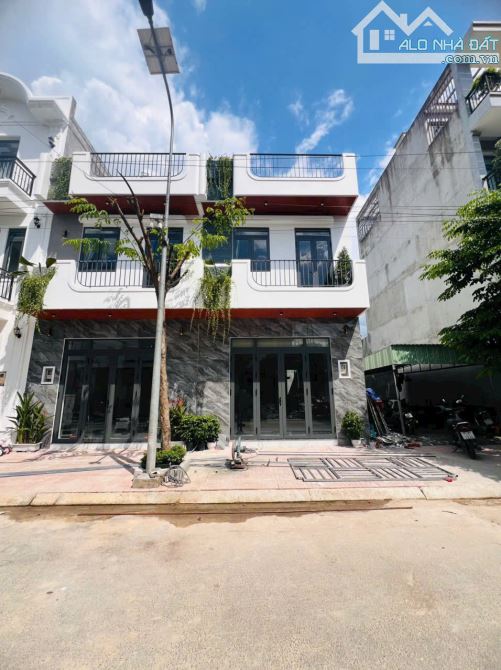 Nhà phố Chánh Hiệp 125m² giá 2.25 tỷ - Cơ hội sở hữu ngay!