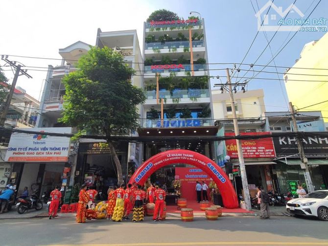 Cho thuê toà nhà mặt tiền 8x20m giá 120 triệu - Cơ hội hiếm có tại Tân Phú!