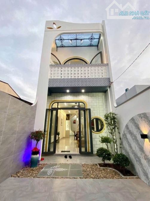 Nhà 1 trệt 1 lầu 114m² giá 1.824 tỷ - Cơ hội hiếm có!