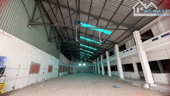 Kho 2.500m² mặt tiền đường Tân Quy - Phường Tân Kiểng - Cơ hội hiếm có!