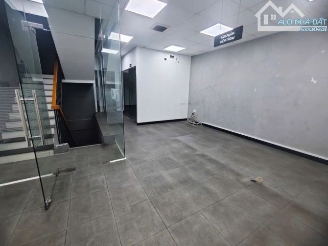 Nhà mặt tiền Huỳnh Tấn Phát 324m² giá 45 triệu – Kinh doanh thuận lợi!