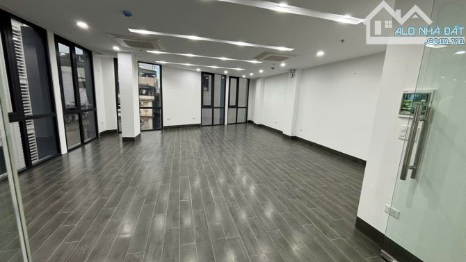 Cho thuê văn phòng 56m² giá 10 triệu - Vị trí đắc địa Nguyễn Xiển