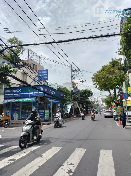 Bán nhà Mặt Tiền đường 79, Quận 7, 176m² giá 29.2 tỷ - Cơ hội đầu tư tốt!