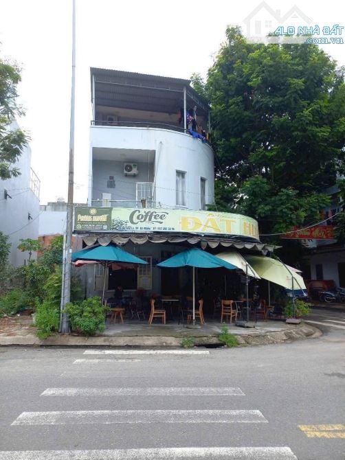 Lô góc 3 tầng 102m² giá 13.4 tỷ Đà Nẵng - Cơ hội đầu tư hấp dẫn!