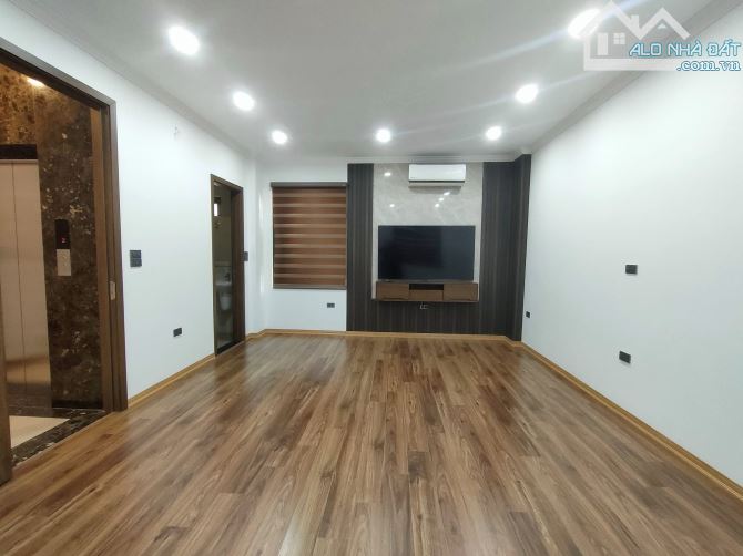Căn hộ cho thuê 50m² giá 8.9 tỷ tại Đức Diễn Bắc Từ Liêm - Cơ hội đầu tư tuyệt vời!