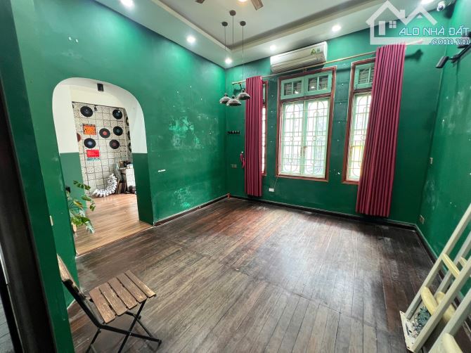 Cho thuê mặt bằng kinh doanh 40m² tại Hạ Hồi, Hoàn Kiếm - Cơ hội vàng cho bạn!