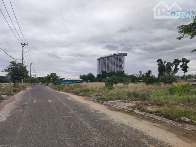 Đất biển 250m² đường Xuân Thiều 10.8 tỷ - Cơ hội đầu tư hấp dẫn!