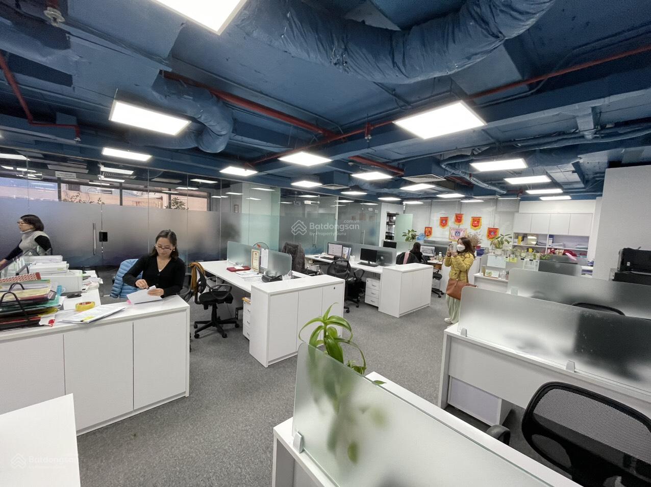 Cho thuê văn phòng VCCI Tower quận Đống Đa 300m² giá 48 triệu - Cơ hội vàng!